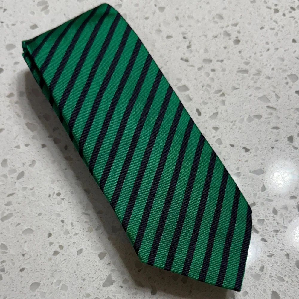 J. Crew VTG Emerald and Navy Diagonal Striped Silk Tie preppy‎ 57”long nautical